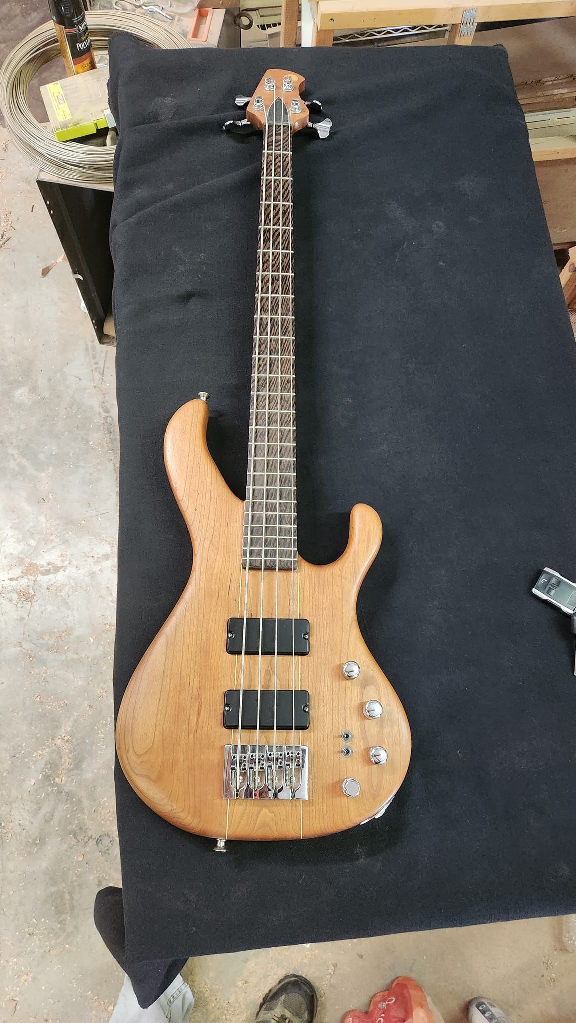 Muckelroy Bass Symmetrical 4-string